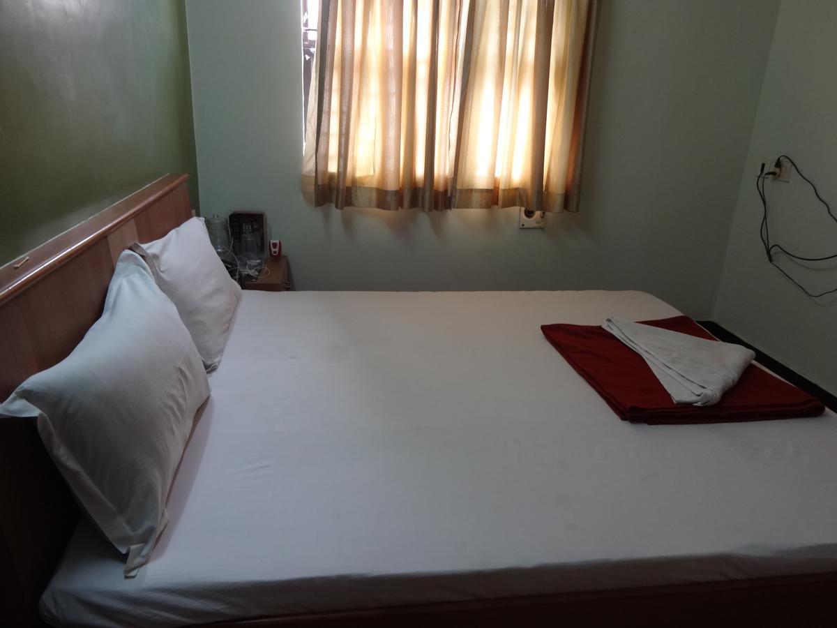 Hotel S R M Central Park Chennai Exterior photo